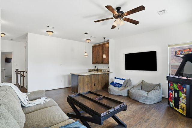 134 Marina Drive, Mabank, TX 75156