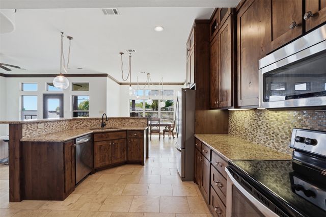 134 Marina Drive, Mabank, TX 75156