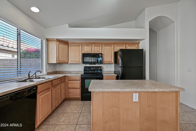 7160 E Lindner Avenue, Mesa, AZ 85209