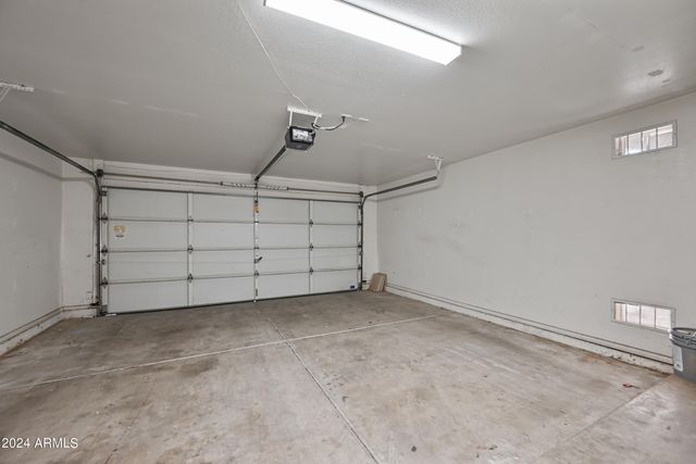 7160 E Lindner Avenue, Mesa, AZ 85209