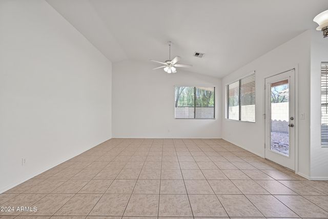 7160 E Lindner Avenue, Mesa, AZ 85209