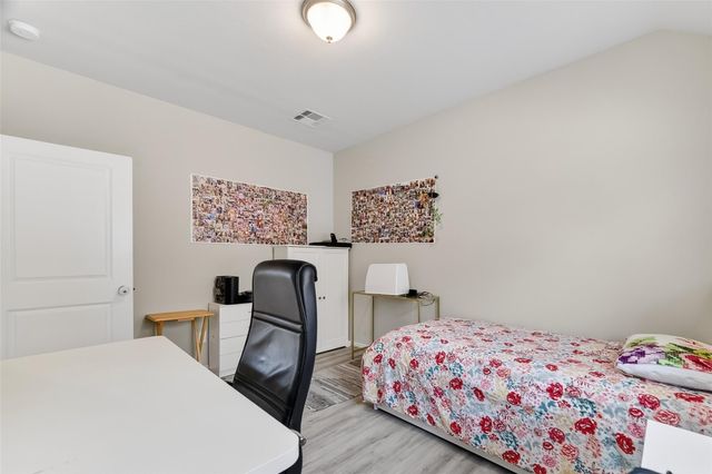 2739 Meadow View Lane, Conroe, TX 77385