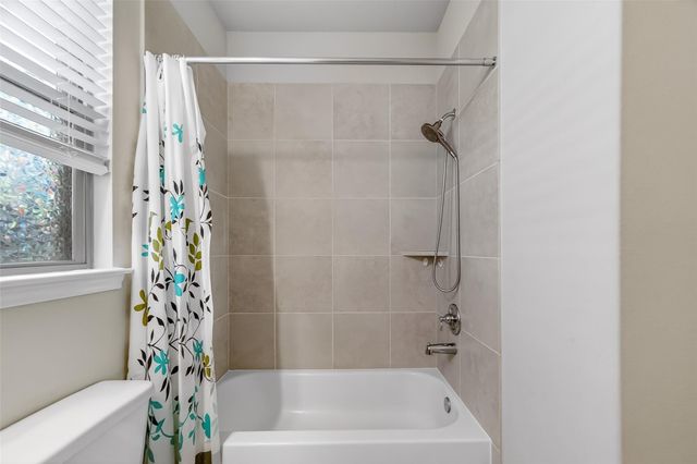 2739 Meadow View Lane, Conroe, TX 77385