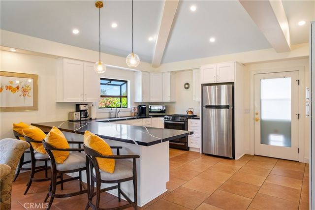 204 18th St, Paso Robles, CA 93446