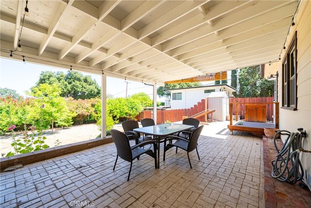 204 18th St, Paso Robles, CA 93446