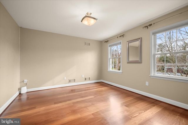 6801 NEWBOLD DR, Bethesda, MD 20817