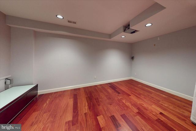 6801 NEWBOLD DR, Bethesda, MD 20817