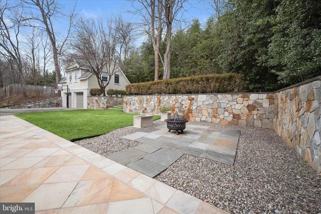 6801 NEWBOLD DR, Bethesda, MD 20817