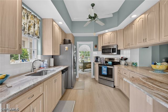 3204 Benicia CT, Naples, FL 34109