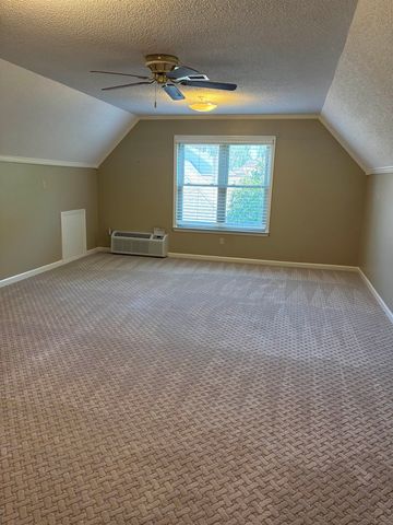 3490 SUMMERDALE DR, Bartlett, TN 38133