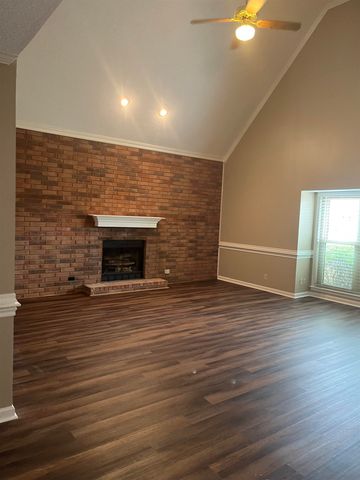 3490 SUMMERDALE DR, Bartlett, TN 38133