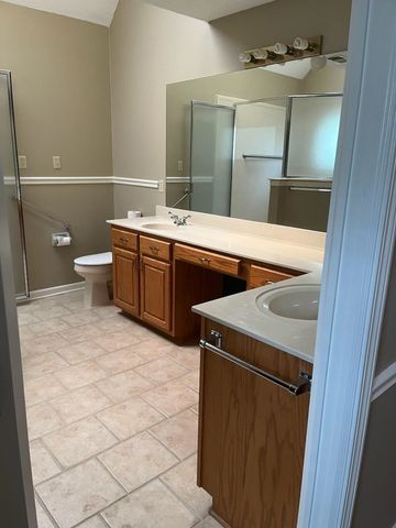 3490 SUMMERDALE DR, Bartlett, TN 38133