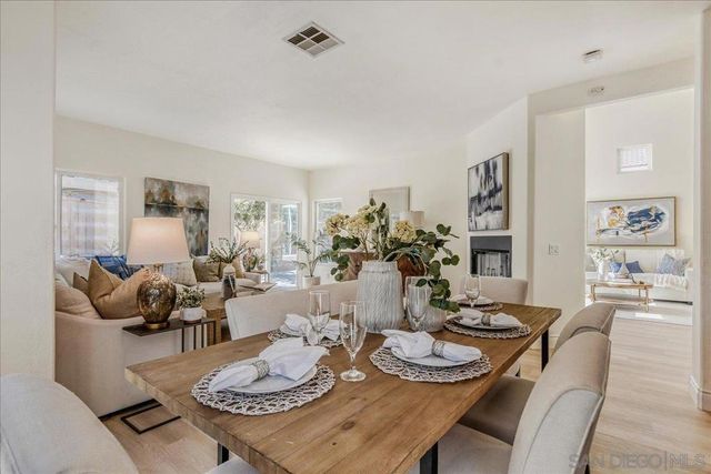 1974 Olivia Gln, Escondido, CA 92025