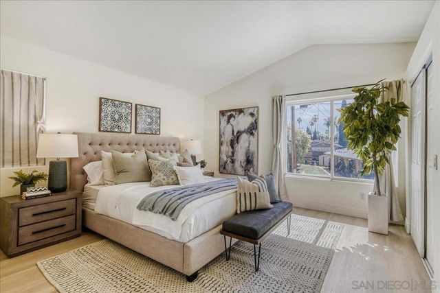 1974 Olivia Gln, Escondido, CA 92025