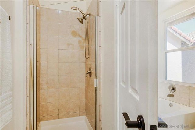 1974 Olivia Gln, Escondido, CA 92025