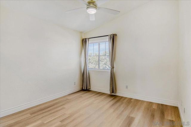 1974 Olivia Gln, Escondido, CA 92025