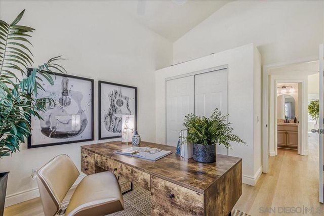 1974 Olivia Gln, Escondido, CA 92025