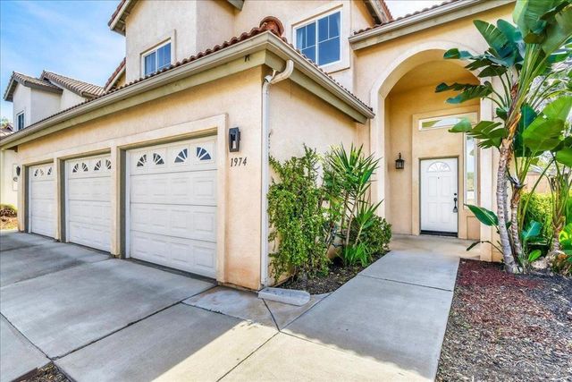 1974 Olivia Gln, Escondido, CA 92025