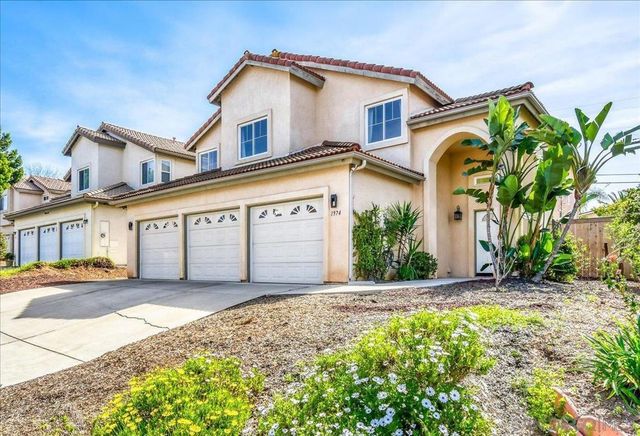 1974 Olivia Gln, Escondido, CA 92025