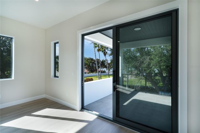 2414 BAYSHORE ROAD, Nokomis, FL 34275