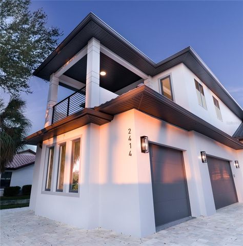 2414 BAYSHORE ROAD, Nokomis, FL 34275