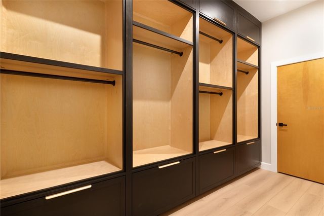 2414 BAYSHORE ROAD, Nokomis, FL 34275