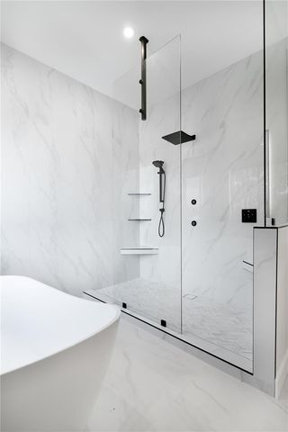 2414 BAYSHORE ROAD, Nokomis, FL 34275