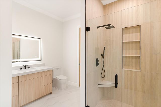 2414 BAYSHORE ROAD, Nokomis, FL 34275