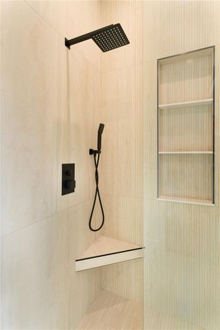 2414 BAYSHORE ROAD, Nokomis, FL 34275