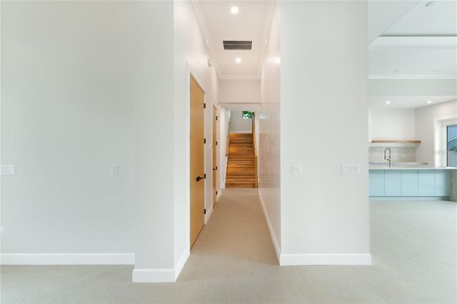 2414 BAYSHORE ROAD, Nokomis, FL 34275