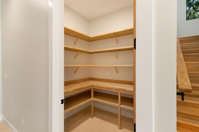 2414 BAYSHORE ROAD, Nokomis, FL 34275