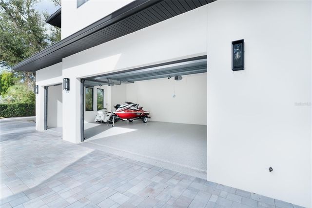 2414 BAYSHORE ROAD, Nokomis, FL 34275