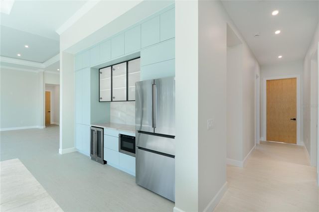 2414 BAYSHORE ROAD, Nokomis, FL 34275