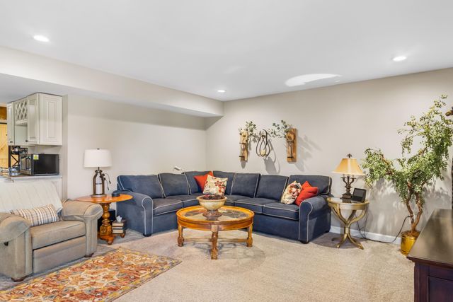 24523 Pinnacle Circle, Lyon Twp, MI 48178