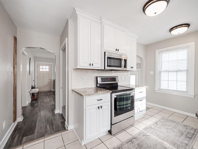 2707 E Chandler Avenue, Evansville, IN 47714