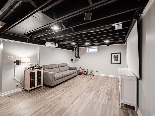 2707 E Chandler Avenue, Evansville, IN 47714