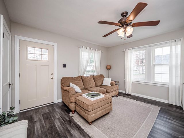 2707 E Chandler Avenue, Evansville, IN 47714