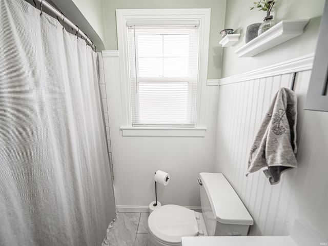 2707 E Chandler Avenue, Evansville, IN 47714