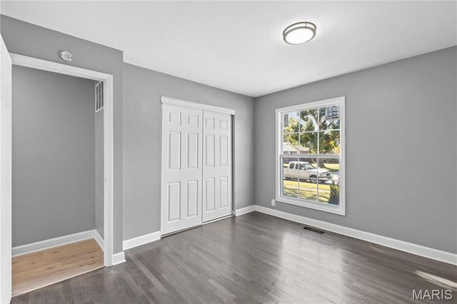 2878 Castleford Drive, Florissant, MO 63033