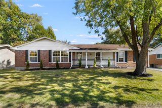 2878 Castleford Drive, Florissant, MO 63033