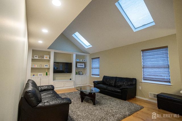 120 Bissett Street, Sayreville, NJ 08872