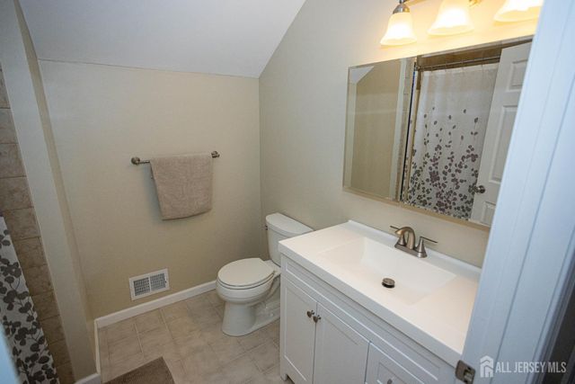 120 Bissett Street, Sayreville, NJ 08872