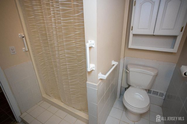 120 Bissett Street, Sayreville, NJ 08872