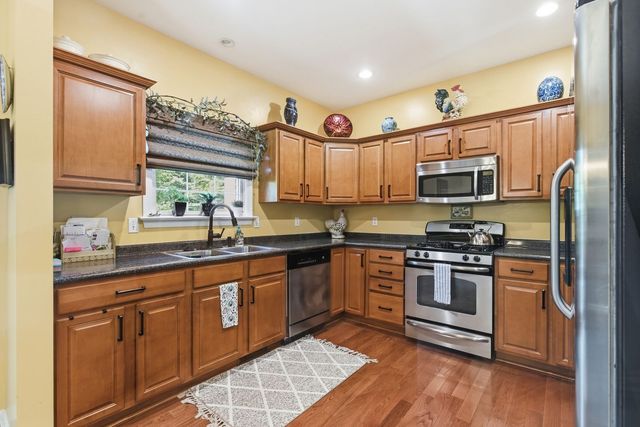 102 Lenox Drive, Imperial, PA 15126