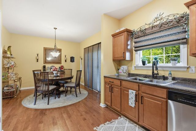 102 Lenox Drive, Imperial, PA 15126