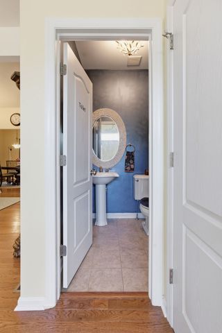 102 Lenox Drive, Imperial, PA 15126