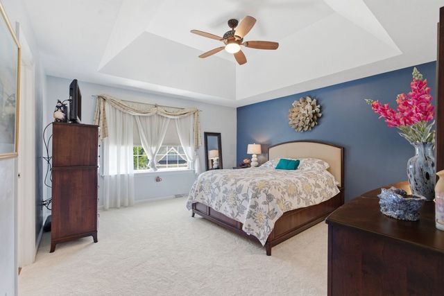 102 Lenox Drive, Imperial, PA 15126
