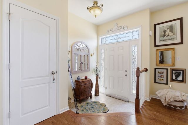 102 Lenox Drive, Imperial, PA 15126