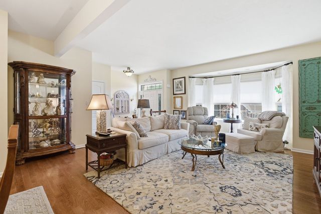 102 Lenox Drive, Imperial, PA 15126