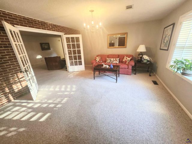 105 Sasser Drive, Bonaire, GA 31005